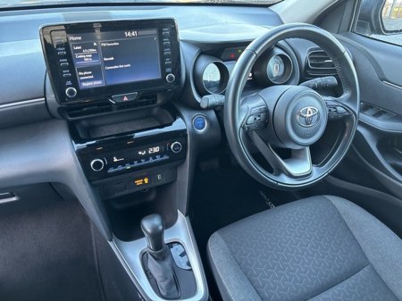 2024 Toyota Yaris Cross LUNA 4DR AUTO €29,495 thumbnail