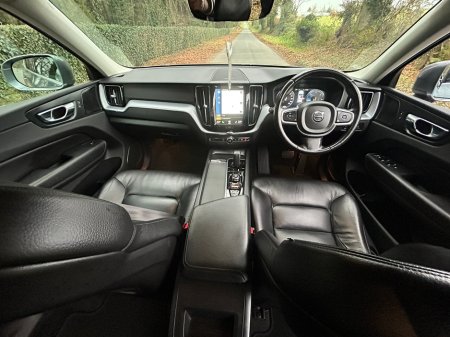 2020 Volvo XC60  €28,850 thumbnail