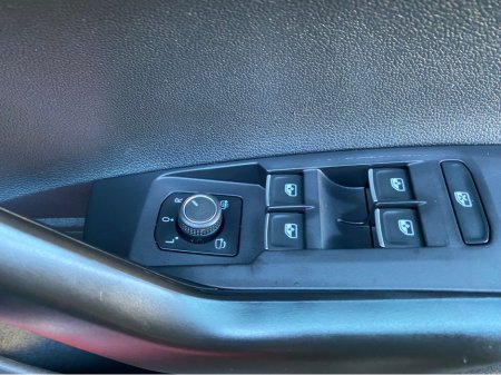 2022 Volkswagen Taigo R-LINE 1.0 TSI 110HP MANUAL 6SPEED FWD €21,950 thumbnail