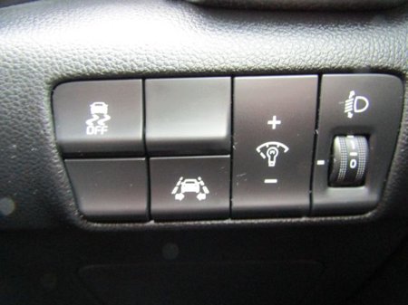 2017 Kia Sportage EX 5DR. LOW KLMS. €15,950 thumbnail