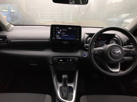 2023 Toyota Yaris 1.5 HYBRID L/SPORT - GRANDONS €23,995 thumbnail