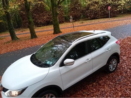 2016 Nissan Qashqai 1.5DCI  SV MY16 E6  5 DOOR SUV  @ REDDY2DRIVE LTD €9,995 thumbnail