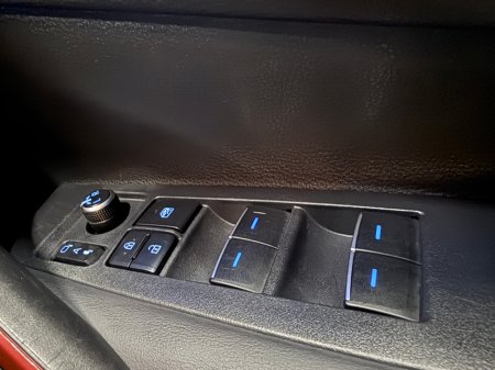 2019 Toyota Corolla 1.8 Hybrid Luna Sport Hatchback €18,900 thumbnail