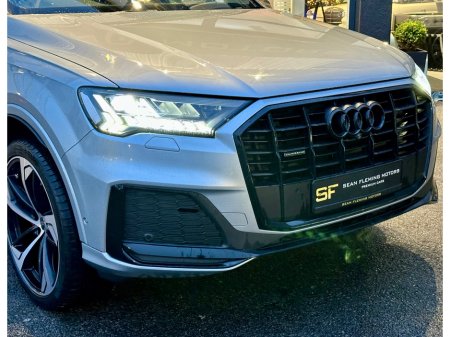 2024 Audi Q7 45 TDI 231 Q TIP S LINE 4DR €99,950 thumbnail