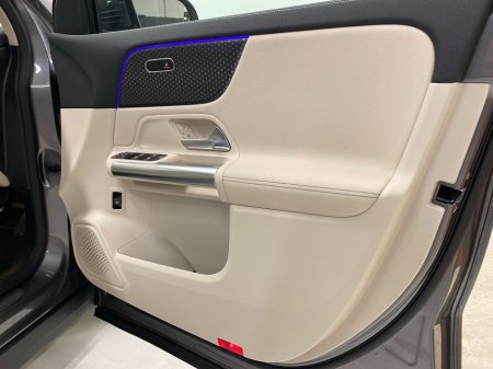 2026 Mercedes-Benz GLA Class GLA 200 D PROGRESSIVE LINE + | Night Package, Reversing Camera, Keyless Start Function, Reversing Camera €60,082 thumbnail