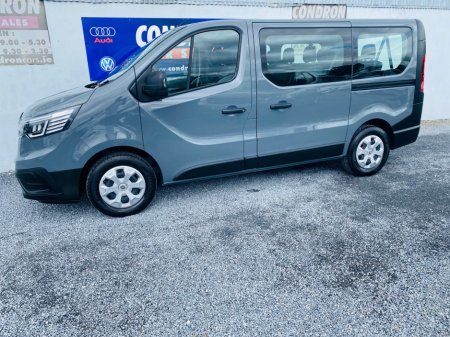 2023 Renault Trafic 2.0 DCI SL28 BUSINESS BLUE 9 SEATER ( 231 REG ) €53,950