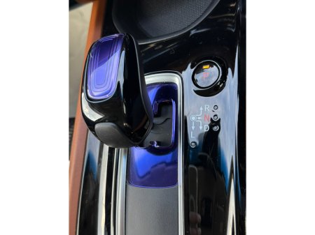 2017 Honda Vezel  €17,990 thumbnail