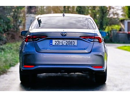 2022 Toyota Corolla HYBRID LUNA SPORT 4DR €26,000