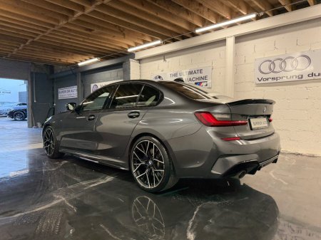 2022 BMW 3 Series  €38,995 thumbnail