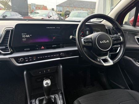 2023 Kia Sportage Manual 5DR €32,500 thumbnail