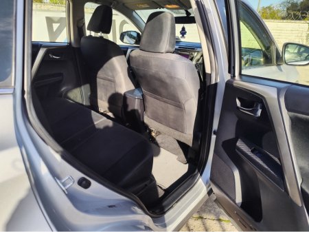 2014 Toyota Rav4 RAV4 2.0 D-4D AURA 2WD 5DR SUV €9,950 thumbnail