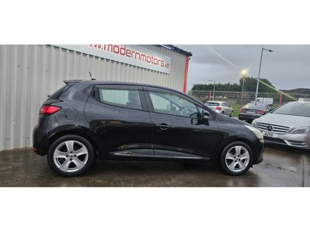 2015 Renault Clio lutecia automatic 1.2 petrol expression €8,250