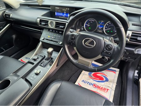 2014 Lexus IS 300 h 300 H EXECUTIVE EDITION E-C E-CVT 4DR 2.5 A €13,650 thumbnail