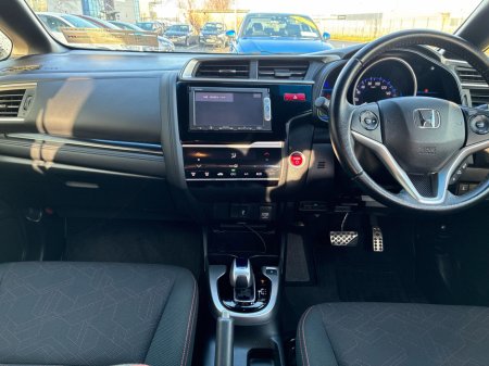 2015 Honda Fit 1.5L Petrol Hybrid Automatic thumbnail