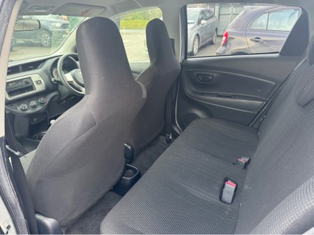 2014 Toyota Yaris DBA-KSP130 5DR AUTO €6,999 thumbnail