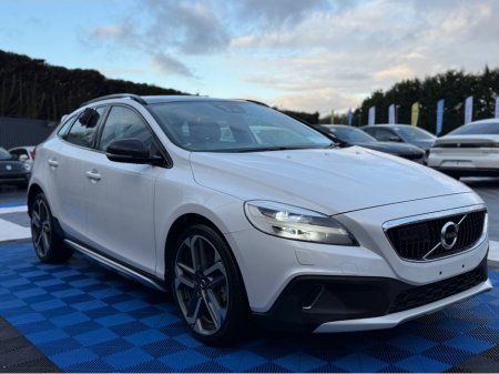 2018 Volvo V40 Cross Country 2.0L DIESEL - AUTO - 12M WARRANTY - CAR: €17,950