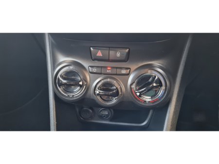 2013 Peugeot 208 1.0L Petrol VTi Active 3dr €4,950 thumbnail