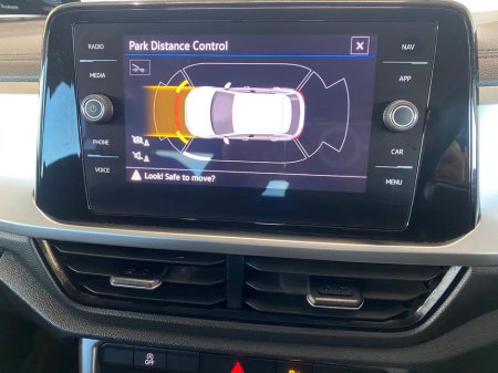 2023 Volkswagen T-Roc LIFE 1.0 TSI MANUAL 6SPEED FWD 110HP 5 €27,450 thumbnail