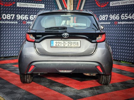 2022 Toyota Yaris 1.0 LUNA 4DR 1 Year Warranty €14,250 thumbnail