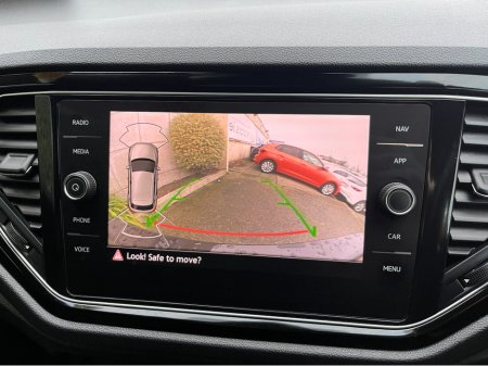 2022 Volkswagen T-Roc STYLE BLACK EDITION AUTOMATIC 2.0 DIESEL //ADAPTIVE CRUISE CONTROL//KEYLESS ENTRY//REVERSE CAMERA// thumbnail