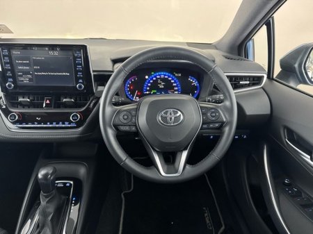 2020 Toyota Corolla HYBRID LUNA H/B €20,950 thumbnail
