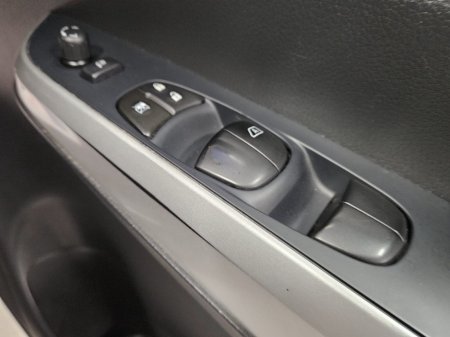 2020 Nissan Navara  €23,950 thumbnail