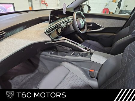 2024 Peugeot 3008 E3008 73kWH 210BHP Allure €35,995