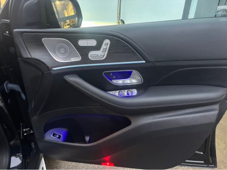 2024 Mercedes-Benz GLE Class GLE 350 DE 4MATIC AMG LINE PREMIUM PLUS €99,900 thumbnail