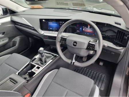 2026 Opel Astra SC | 1.2 | 110PS €32,195