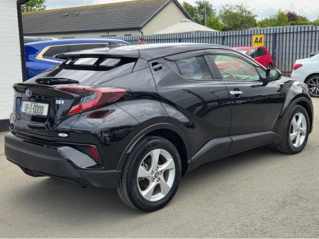 2018 Toyota C-HR 1.8 HYBRID S-LED AUTO €20,450