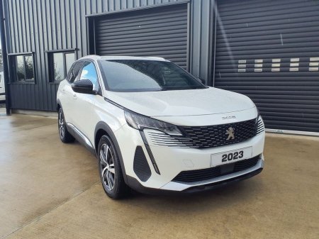 2023 Peugeot 3008 BLUEHDI S/S ALLURE €32,950