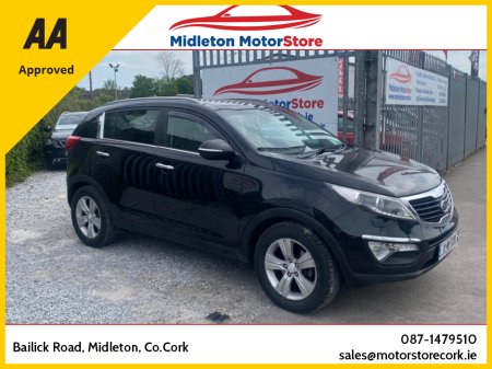 2011 Kia Sportage 1.7 4X2 GSE // FULL LEATHER // GLASS ROOF // HEATED SEATS // €7,900
