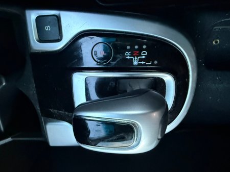 2019 Honda Fit  €14,390 thumbnail