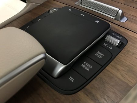 2024 Mercedes-Benz GLE Class GLE350 DE 4Matic AMG Exterior Line €104,900 thumbnail