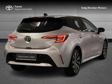 2021 Toyota Corolla HYBRID LUNA SPORT H/B €24,950