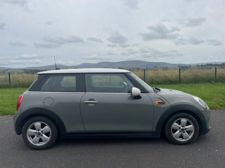 2016 MINI Hatch Cooper D €8,995