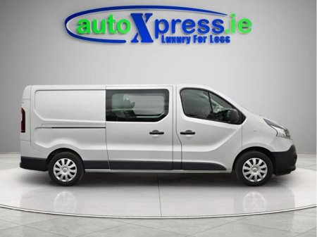 2021 Renault Trafic 6 SEATS LL30 BUSINESS PLUS ENERGY DCI €38,995