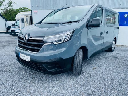 2023 Renault Trafic 2.0 DCI SL28 BUSINESS BLUE 9 SEATER ( 231 REG ) €53,950