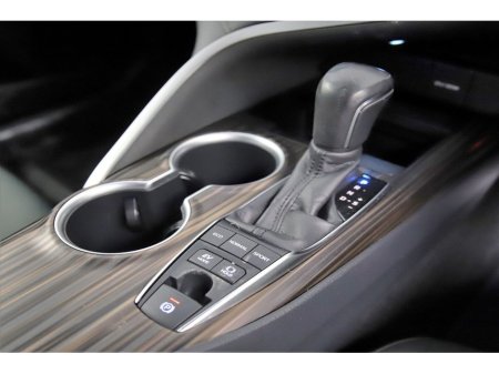 2017 Toyota Camry UPGRADED ALLOYS*10"ANDROID PLAYER*REVERSE CAM* €19,890 thumbnail