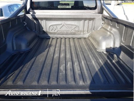 2023 Toyota Hilux 2.8 GR Sport Auto - Diamond Turned Alloy Wheels, Heated Seats, Reverse Camera, LED DRL, Sat Nav €49,975 thumbnail