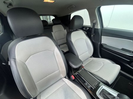 2021 Kia XCeed Phev 5DR Auto €19,950 thumbnail