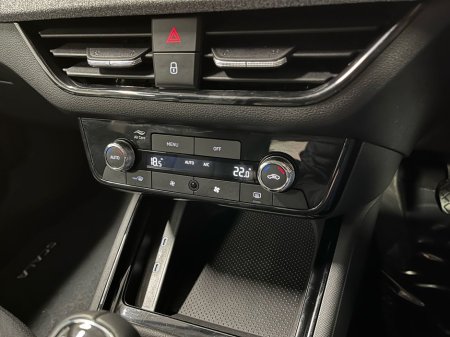 2025 Skoda Scala Selection 1.0TSI 115BHP - Reversing Camera - Climate Control - Keyless Start - Cruise Control - Apple CarPlay/Android Auto €27,950 thumbnail