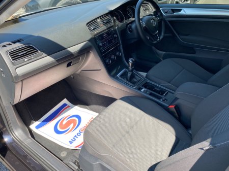 2019 Volkswagen Golf  €11,341 thumbnail