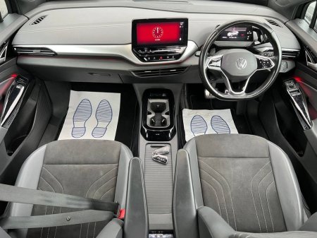 2023 Volkswagen ID.4 PURE LIFE 52KWH // HEATED SEATS // APPLE CARPLAY/ANDROID AUTO // DIGITAL CLUSTER €22,900 thumbnail