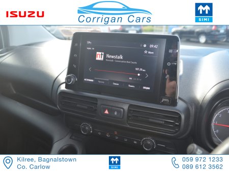 2022 Opel Combo HIGH SPEC 3 SEATS SPORT-PRICE EXCLS VAT €13,004 thumbnail