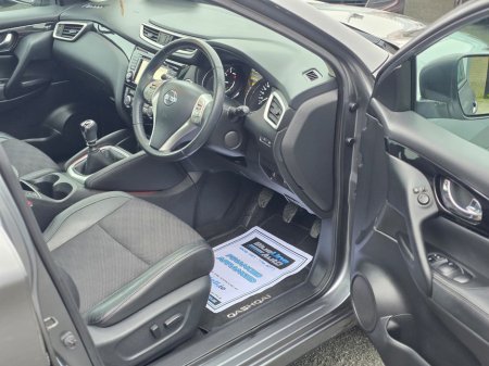 2015 Nissan Qashqai 1.2 PET SVE + GLASS ROYALE ROOF E6 4DR €14,950 thumbnail