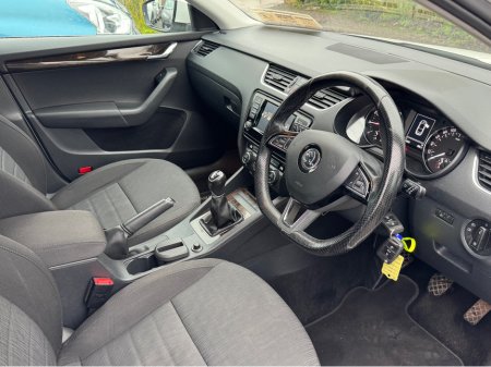 2017 Skoda Octavia STYLE 1.0 TSI 115HP 4DR €13,900 thumbnail