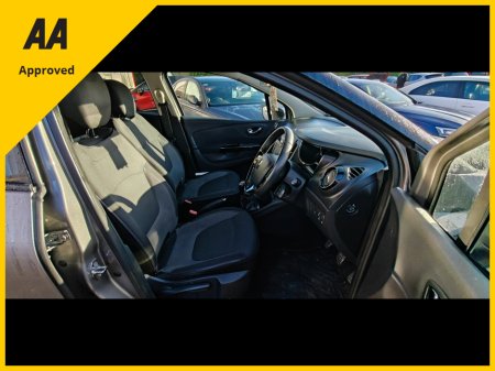 2016 Renault Captur 2016 1.5 DCI NCT 02 28 139KMS €9,950 thumbnail