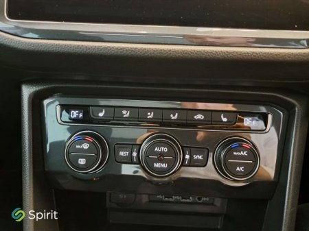 2019 Volkswagen Tiguan 150HP R-Line*CALL John 0861913954 €25,900 thumbnail