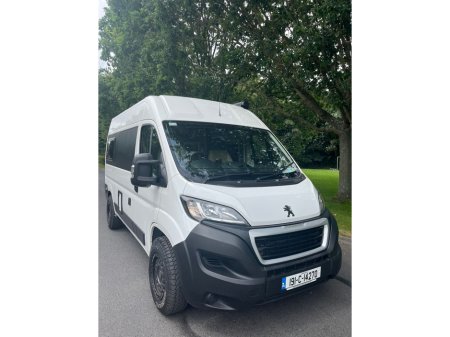 2019 Peugeot Boxer 2.3HDIi COMPACT 2 BERTH HI-SPEC CAMPER REAR U-LOUNGE, SOLAR PANEL ,AWNING ,THETFORD CASSETTE LOO,TRUMA HEATING  ALL TERRAIN ALLOYS,  CERAMIC COATED BODYWORK, TIMING BELT REPLACED ,CVRT  DECEMBER 2026. €47,995